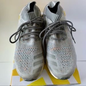 Adidas UltraBoost Uncaged light grey